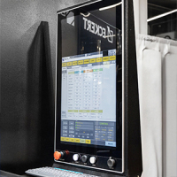 Control panel with software interface – Diamond Vector Laser